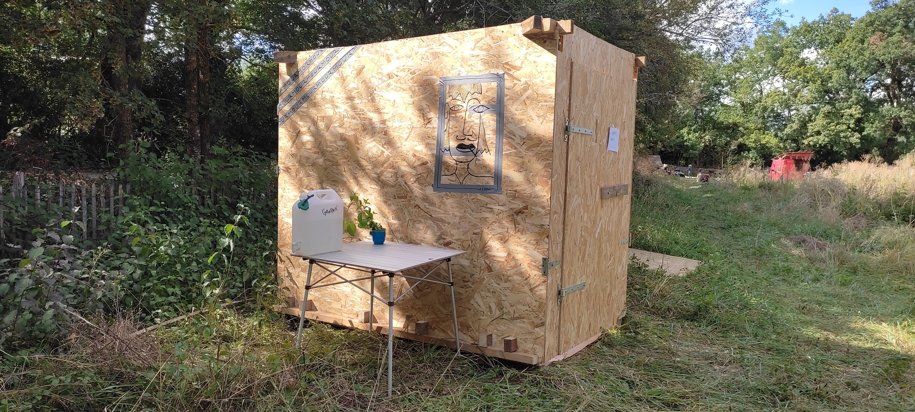 Toilettes en place.jpg